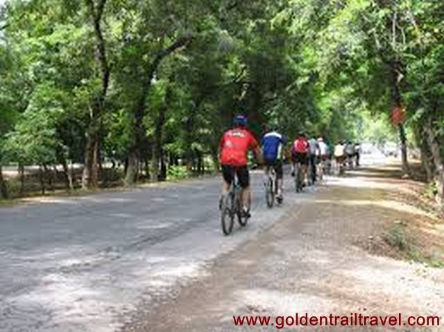 Yangon Cycling To Bagan 8 Days